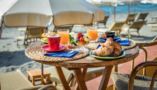 Standard Triple Room - Beach Package