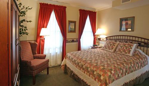 One Bedroom Suite 