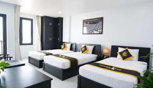 Deluxe Triple Room