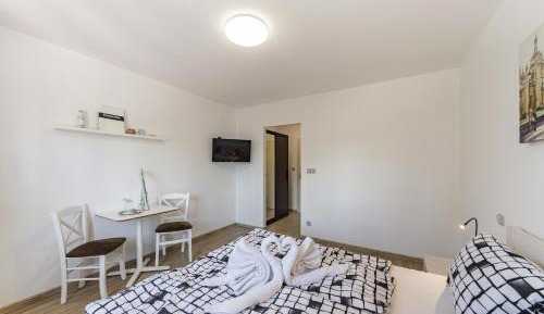 Double Room with Lake View