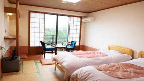 Twin Room with Futon Mat - Non-Smoking