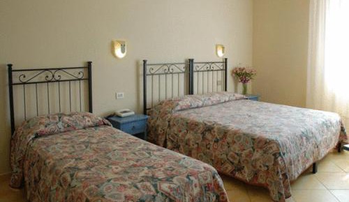 Classic Triple Room