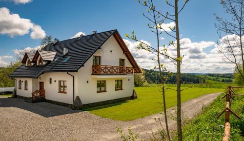 Villa with Mountain View