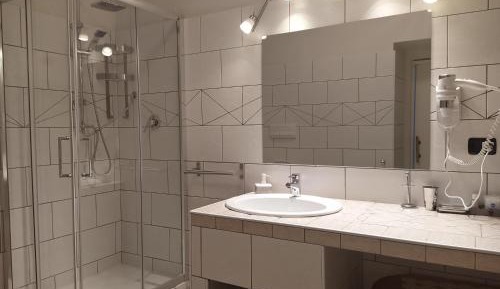 Triple Room with Shower