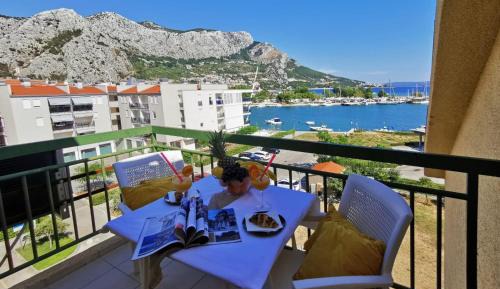 Apartment with Sea View