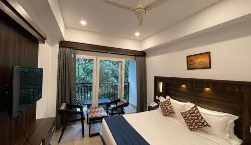 Deluxe Double Room with Balcony