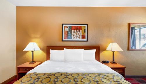 King Room - Disability Access/Non-Smoking