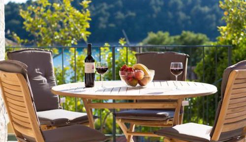 Holiday Home with Terrace and Sea View