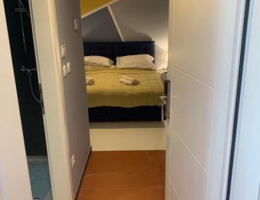 Deluxe Double Room with Garden View