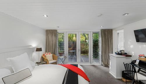 Mapara - King or Twin Suite