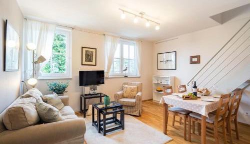 Apartment - Split Level