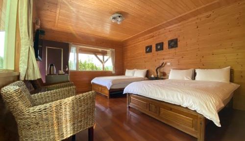 Quadruple Room with Mountain View