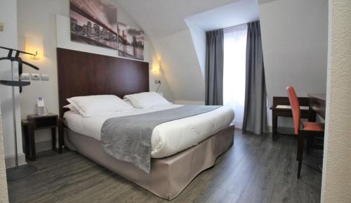 Comfort King Room - Non-Smoking