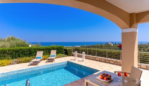 Two Bedroom Villa with Private Pool & Sea View