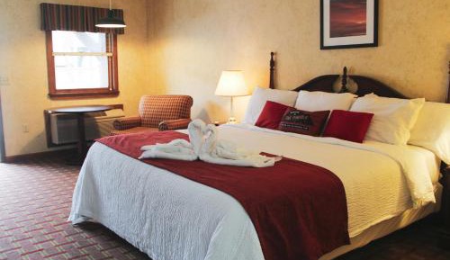 Deluxe King Room