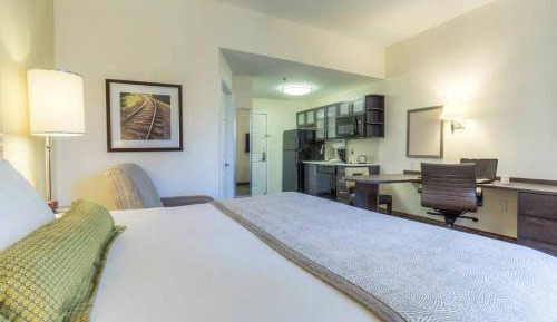 King Studio Suite