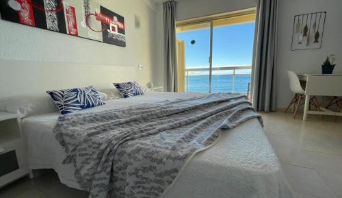 Studio Apartment with Sea View