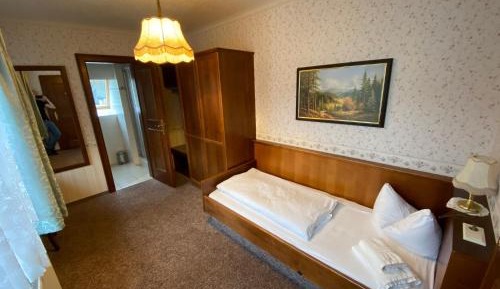 Single Room with Shower