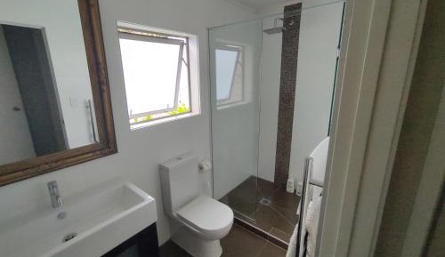 Deluxe Double Room with Shower