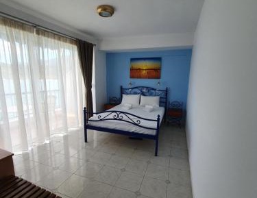 Double or Twin Room with Sea View