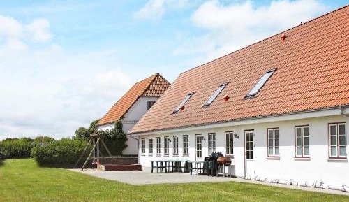 Seven-Bedroom Holiday Home