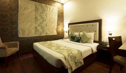 Deluxe Double or Twin Room
