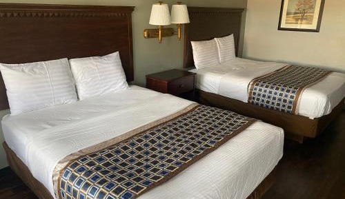 2 Queen Beds Non-Smoking