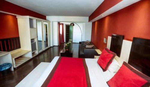 Suite (2 Adults)