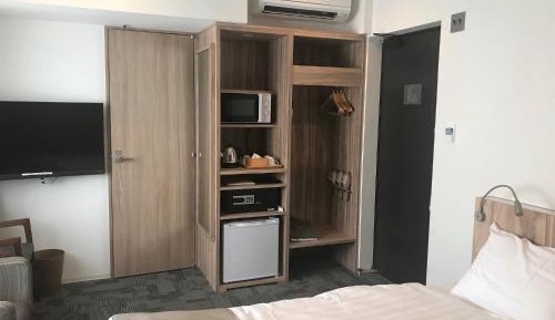 Standard Twin Room with Shower - Non-Smoking
