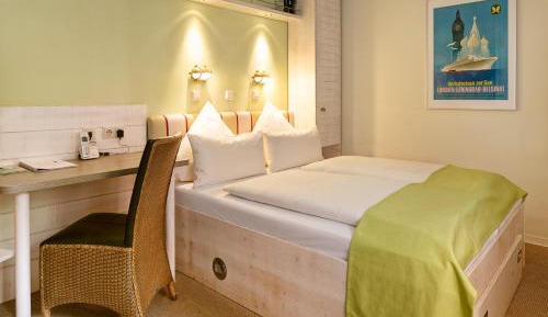 Small Double Room 
