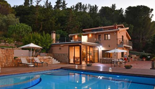Villa with Private Pool