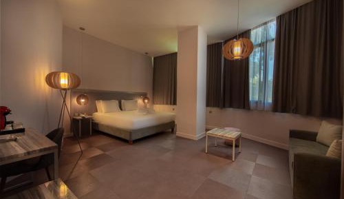Standard Suite
