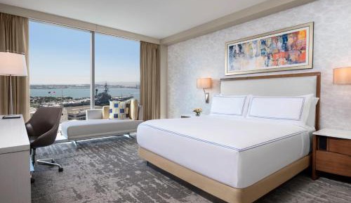 Premium King Room with Harbor View