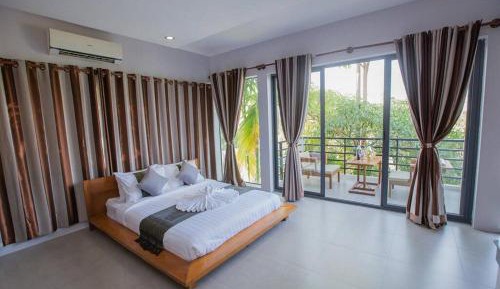 Deluxe Double Room with Balcony