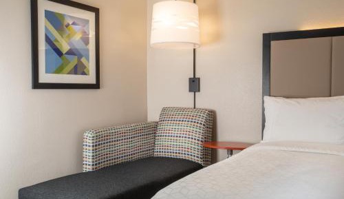 Standard Queen Room with Two Queen Beds and Extra Floor Space