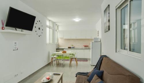 Three-Bedroom Superior Apartment