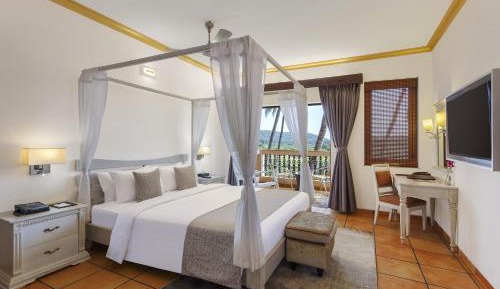 Executive Suite(Unlimited IMFL drinks for 2 hours (timing 17:00 hrs – 19:00 hrs at Citrus Cafe))