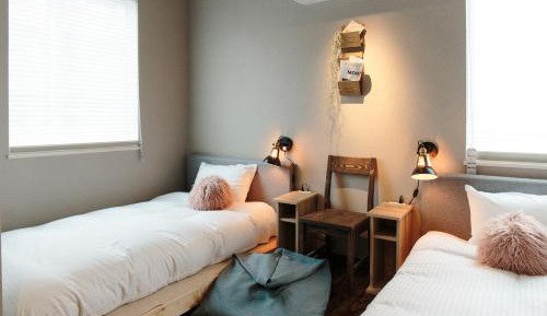 Standard Twin Room