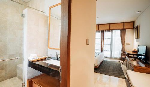 Suite with Balcony