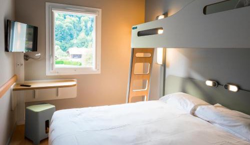 Triple Room with Bunk Bed