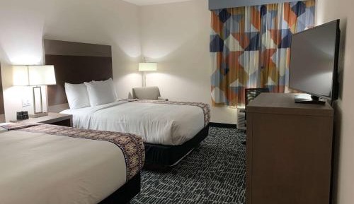 2 Queen Beds, Hearing Accessible Room, Non-Smoking