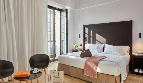 Double or Twin Room (1-2 Adults)