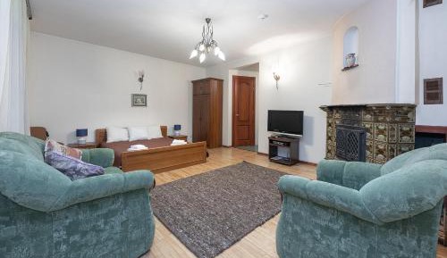 Apartment (2 Adults)