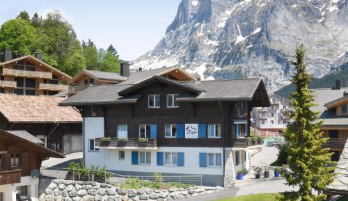 Three-Bedroom Apartment - Ground Floor - Chalet Eiger