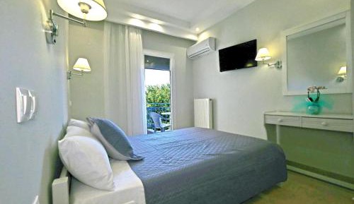 Double or Twin Room with City View