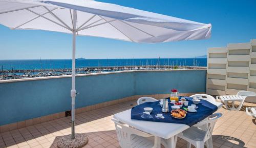 One-Bedroom Apartment - Sea Front