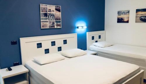 Standard Triple Room with Sea View