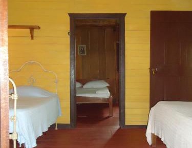 Bungalow (4 Adults)