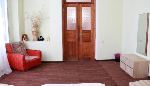 Triple Room with Shared Bathroom
