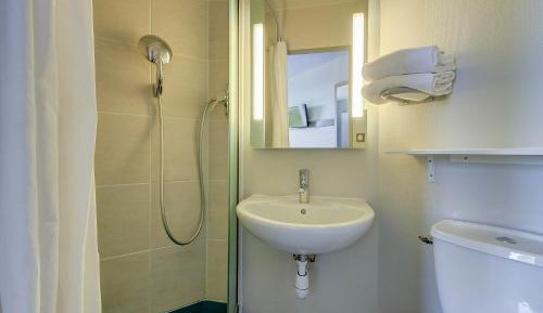 Quadruple Room - Non-Smoking